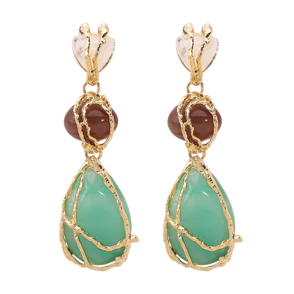 Gold Earring With Tear-Drop Shaped Gemstone