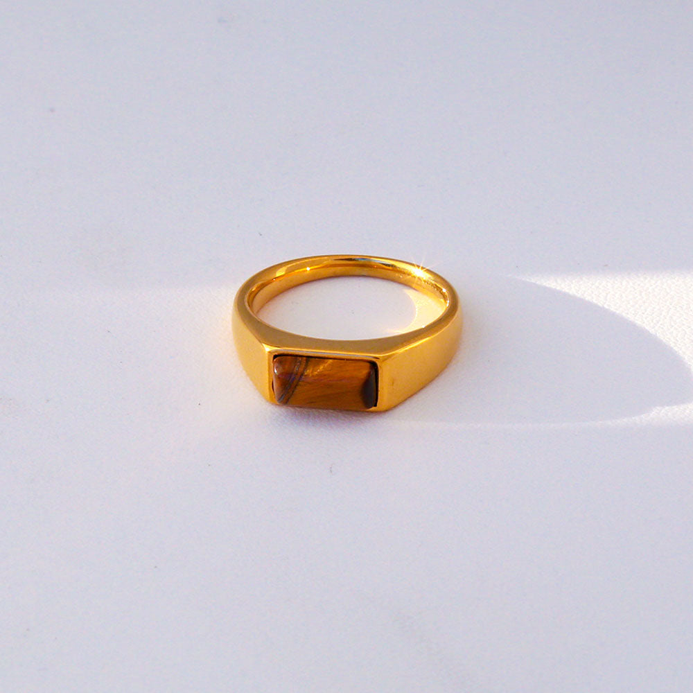 Gold Ring With Rectangle Gemstone