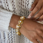 Round Bracelet with High-Gloss Pearls