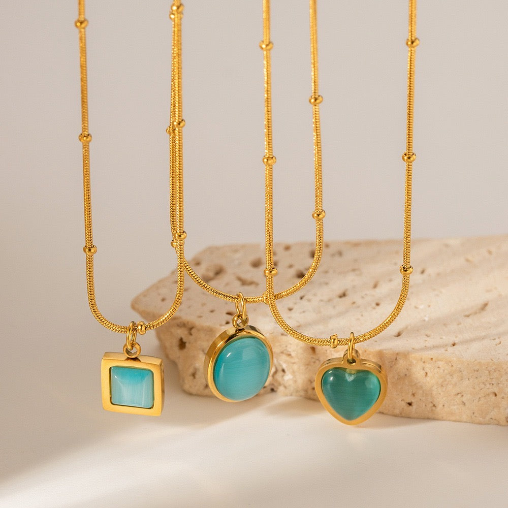 Cat Eye Pendant Necklace- Round