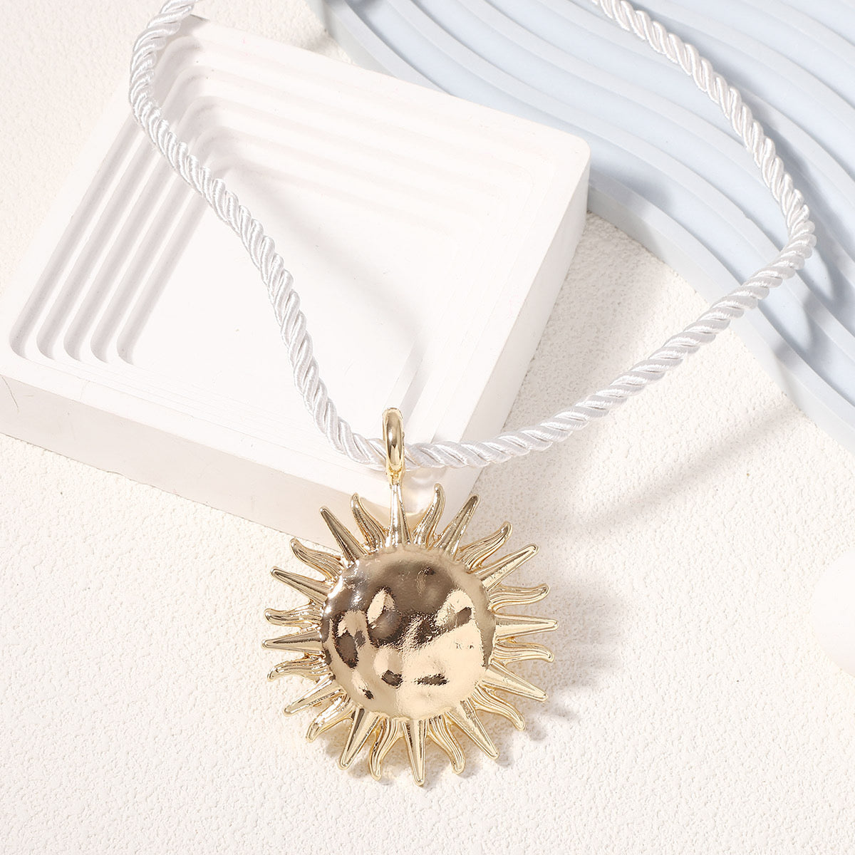 Retro Style Earring & Necklace Set