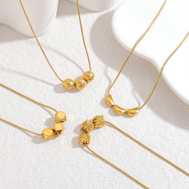 Gold Plated Geometric Round Necklace- Pattern 3