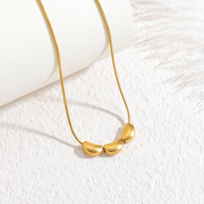 Gold Plated Geometric Round Necklace- Pattern 1