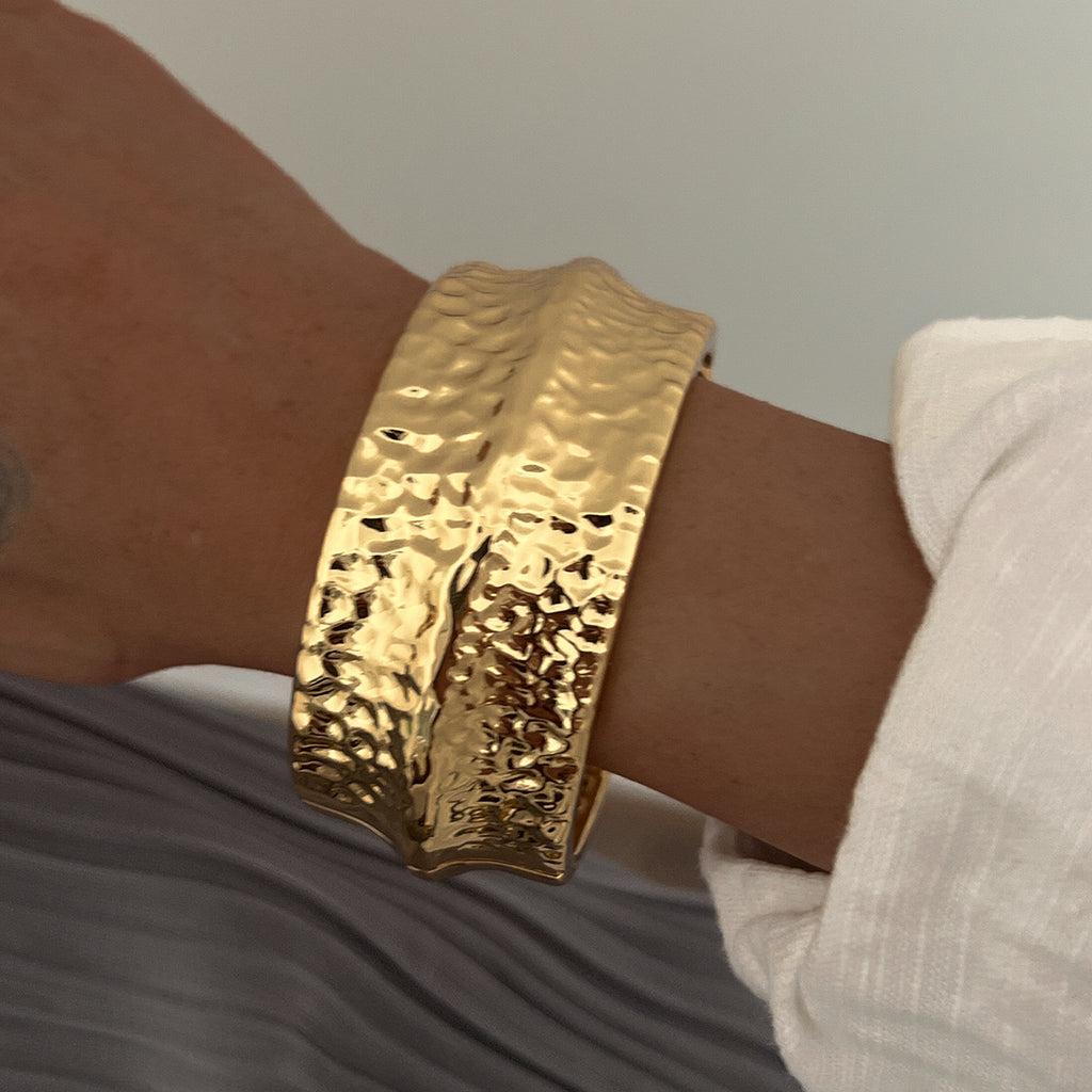 Alloy Bangle- Hammered (Gold)