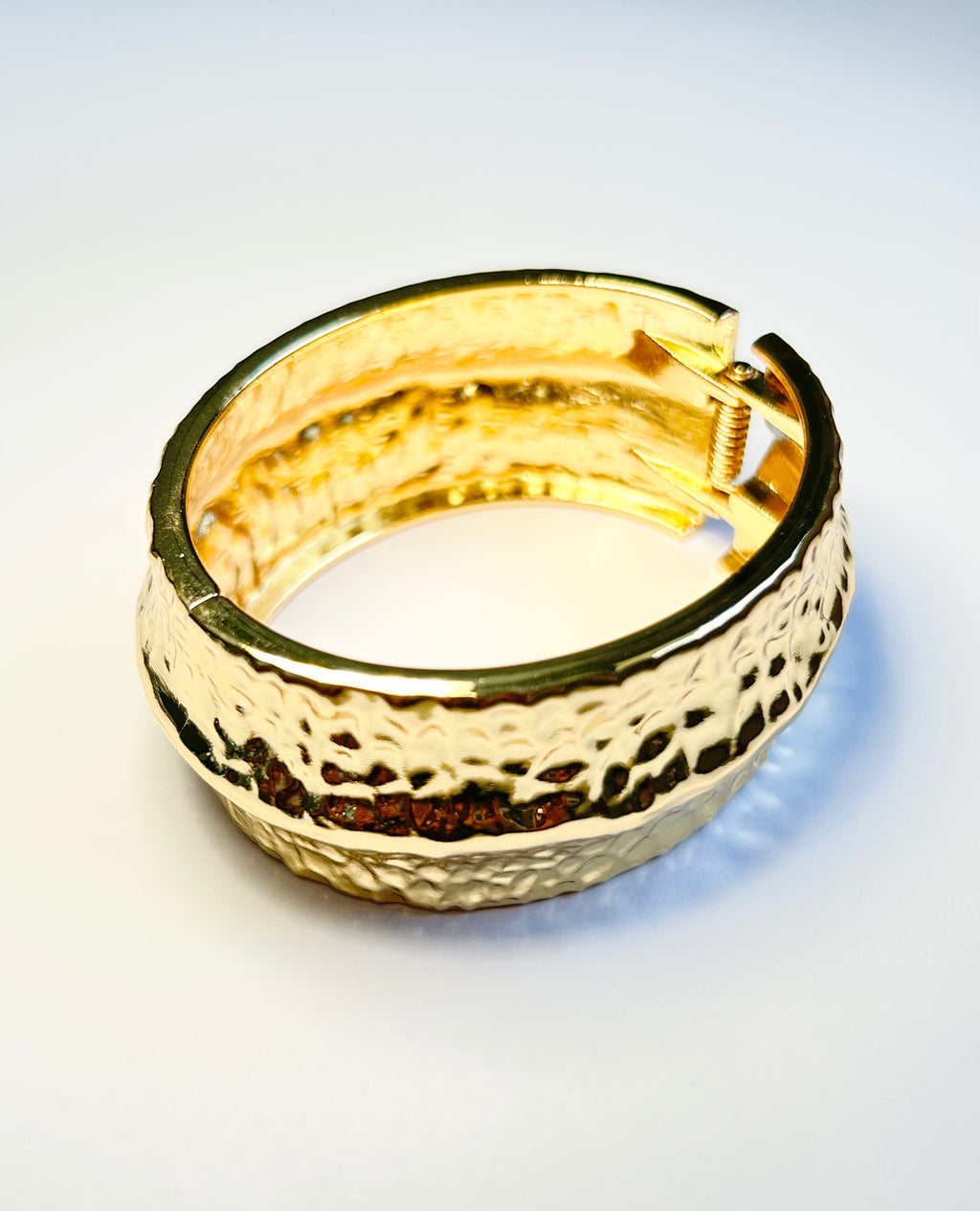 Alloy Bangle- Hammered (Gold)