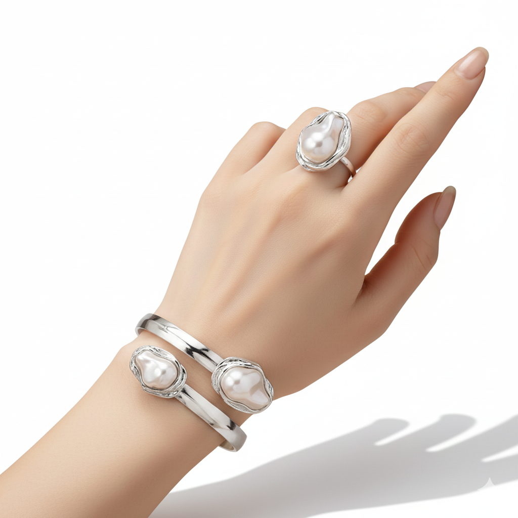 Vintage Style Geometric Shaped Bracelet and Ring Set- Silver