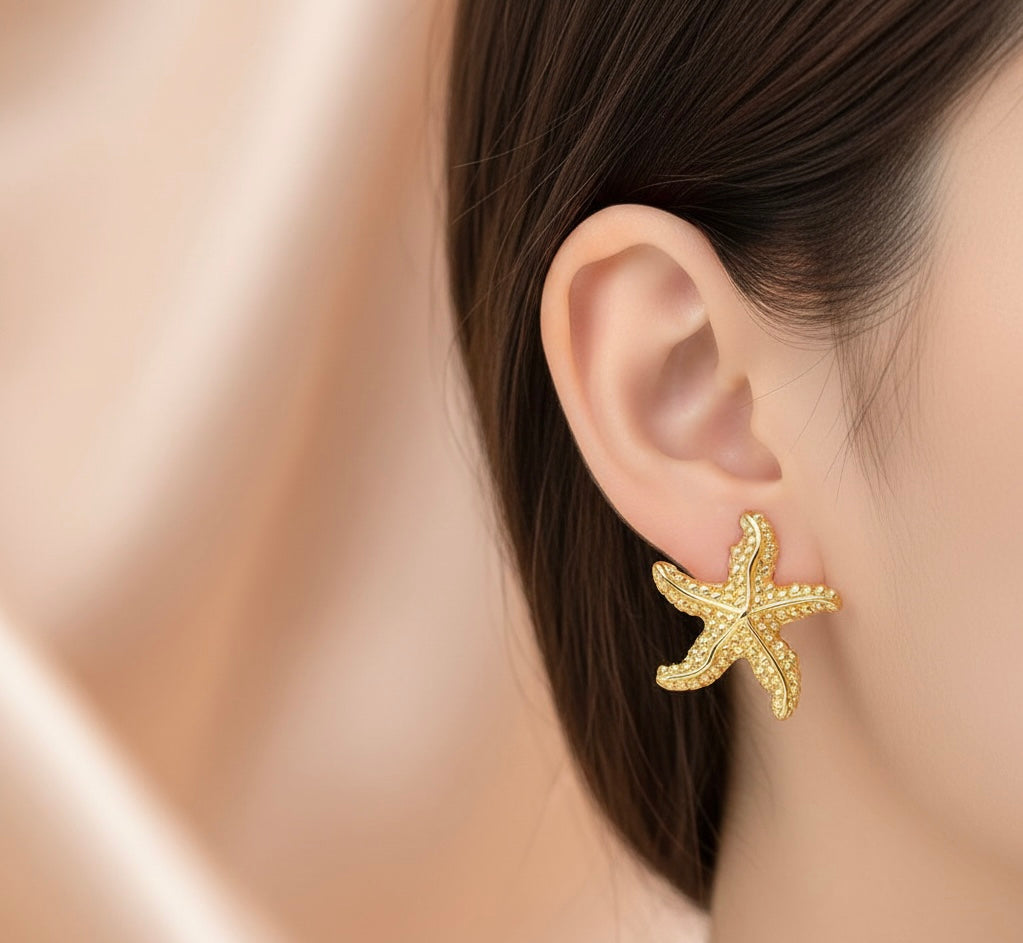 Star-Shaped Small Gold Earrings