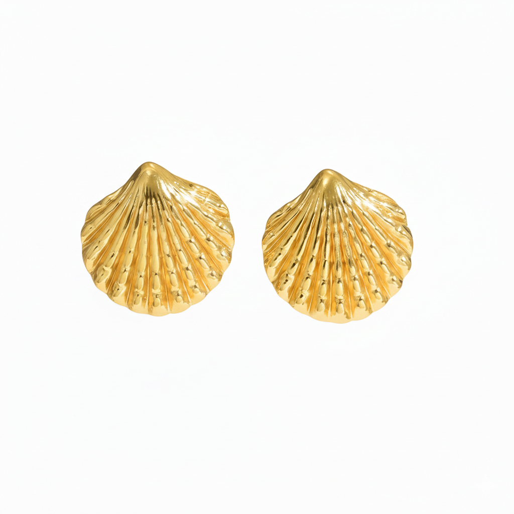 Shell-Shaped Small Gold Earrings