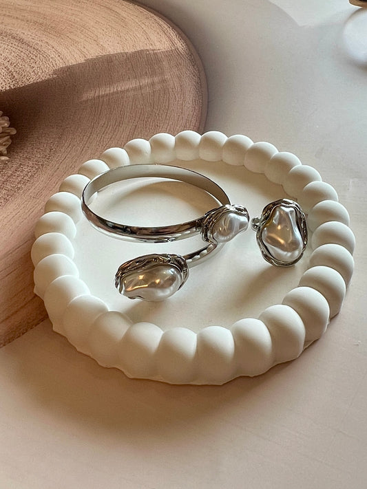 Vintage Style Geometric Shaped Bracelet and Ring Set- Silver